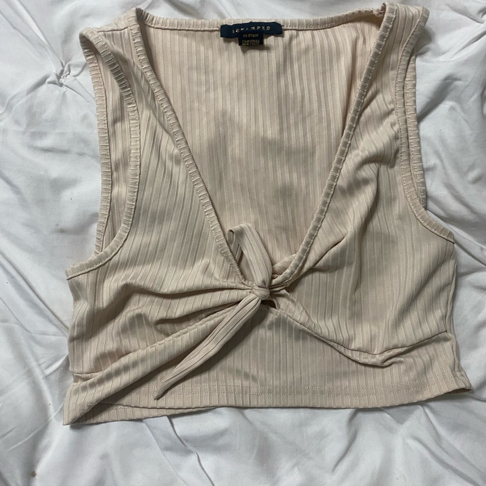 🤍5/40 front tie crop top